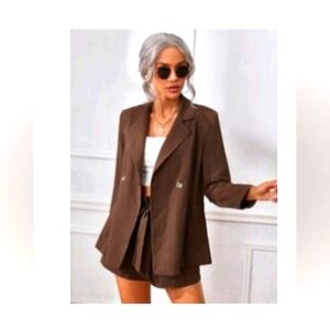 Lightweight Brown blazer coat & shorts 3 pc. Outfit set with pockets size Medium